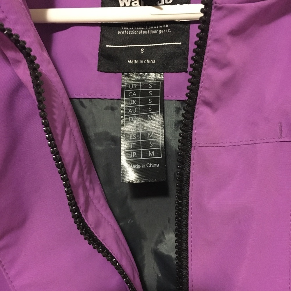 Wantdo Outdoor Jacket With Hood Size Small Purple and Black - Picture 8 of 8